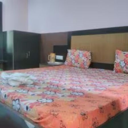 Hotel Samrat Palace Near Puri Sea Beach Best Choice Of Travellers By Morservices Buitenkant foto