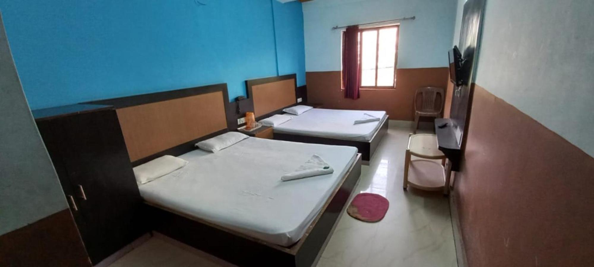 Hotel Samrat Palace Near Puri Sea Beach Best Choice Of Travellers By Morservices Buitenkant foto